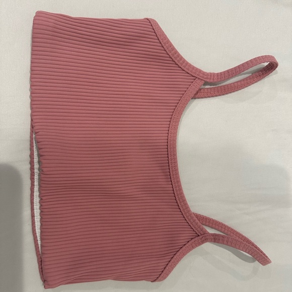 Crop top - Picture 1 of 3